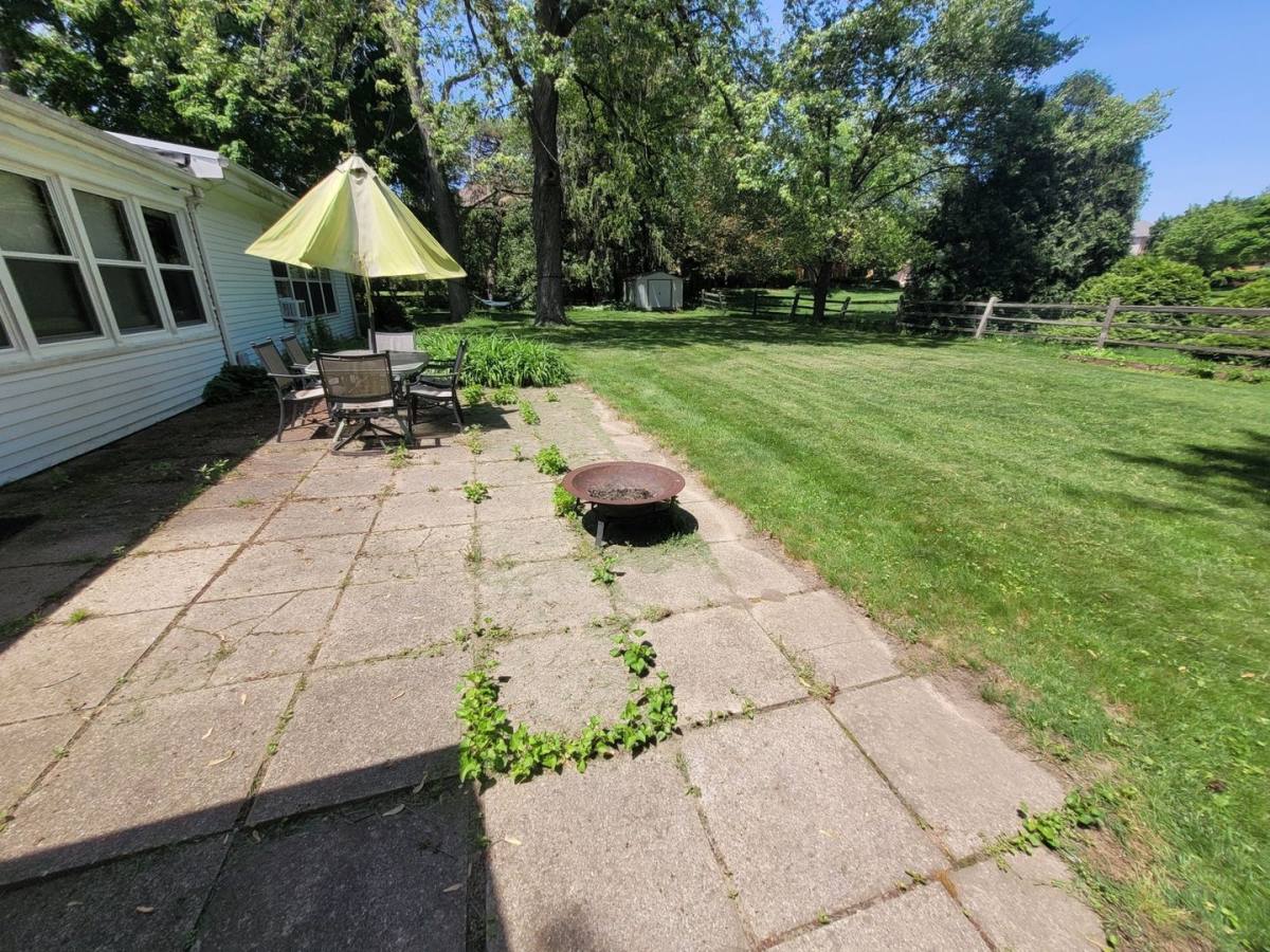 House for rent at 370 W Square Lake Rd, Troy, MI 48098