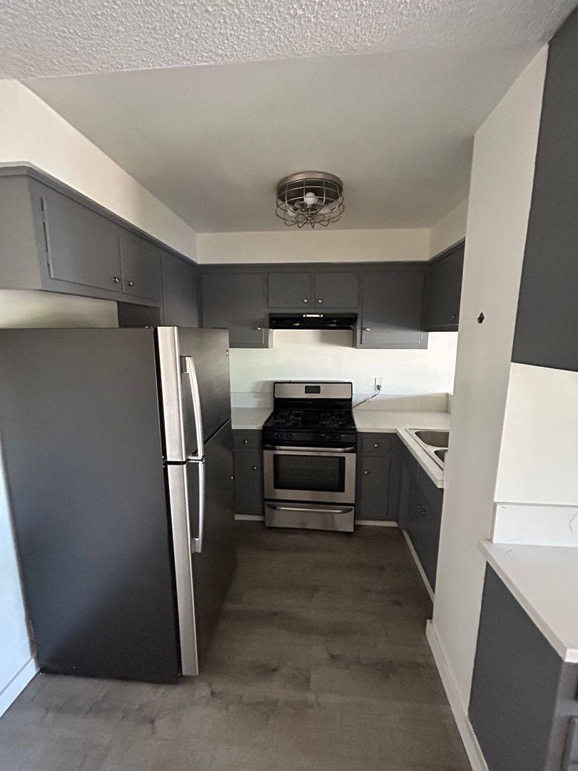 Apartment for rent at 12128 Ramona Ave, Hawthorne, CA 90250