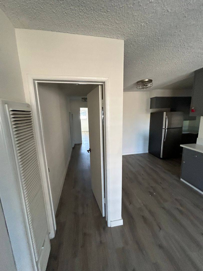 Apartment for rent at 12128 Ramona Ave, Hawthorne, CA 90250