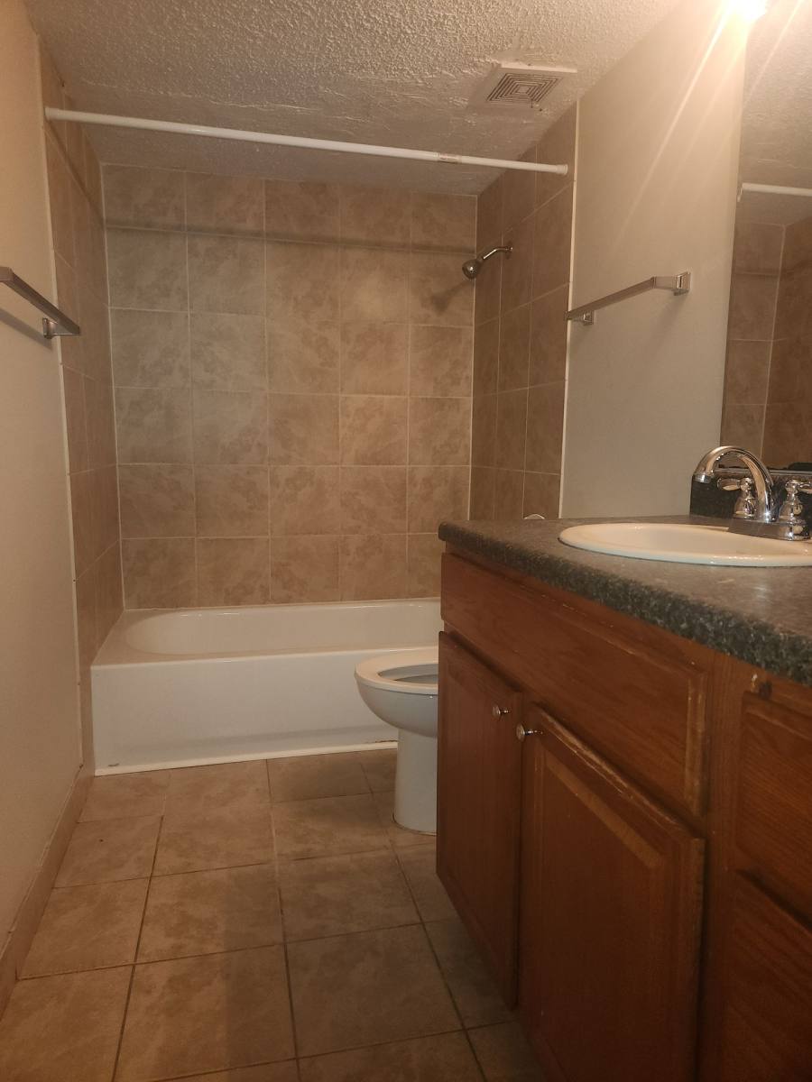 Apartment for rent at 114 Menlo Dr, Columbia, SC 29210