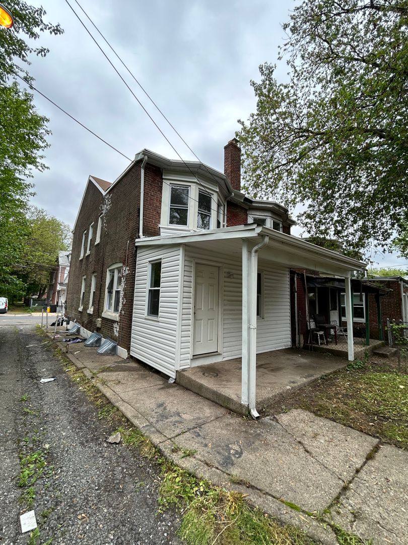 House for rent at 19 E Ingham Ave, Trenton, NJ 08618