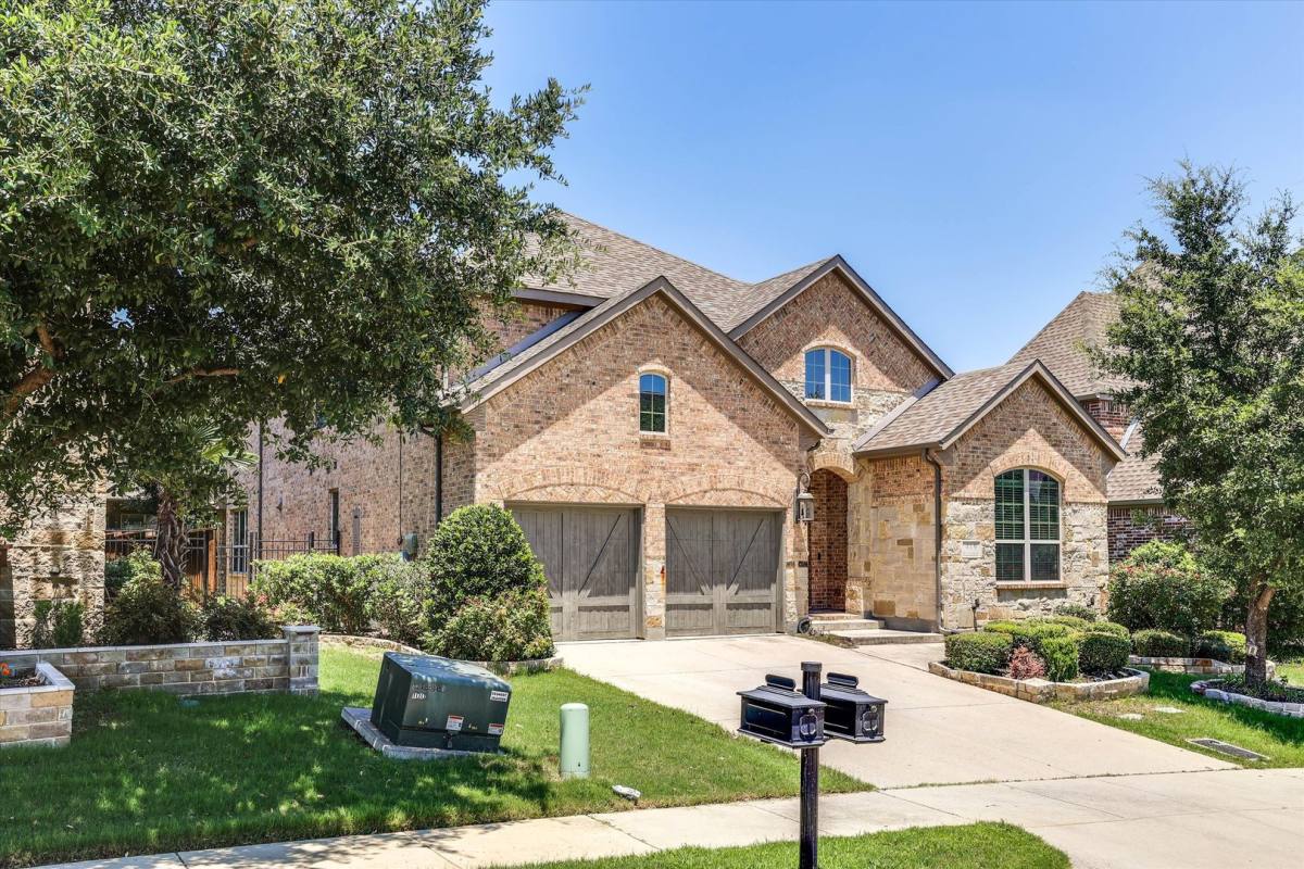House for rent at 419 Rio Grande Dr, Irving, TX 75039