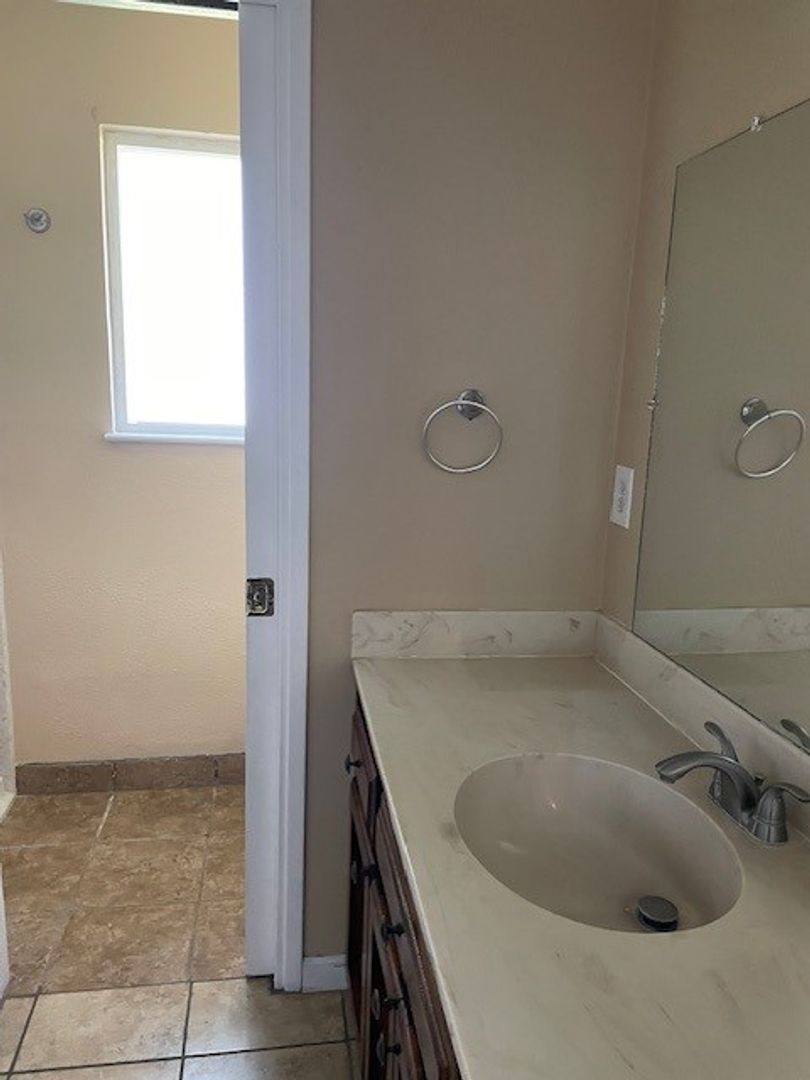 House for rent at 17677 Kram Court, Manteca, CA 95336