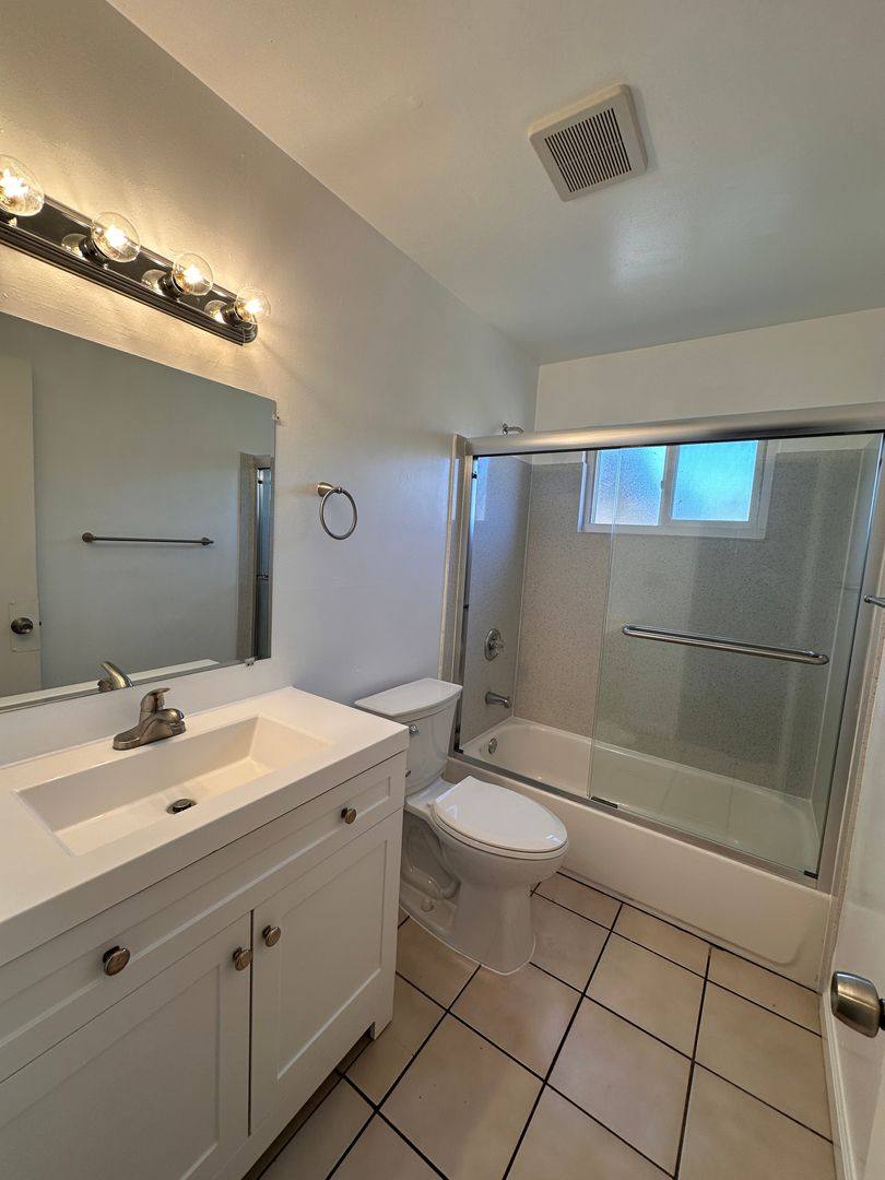 Apartment for rent at 4065 Lyon Ave, Oakland, CA 94601