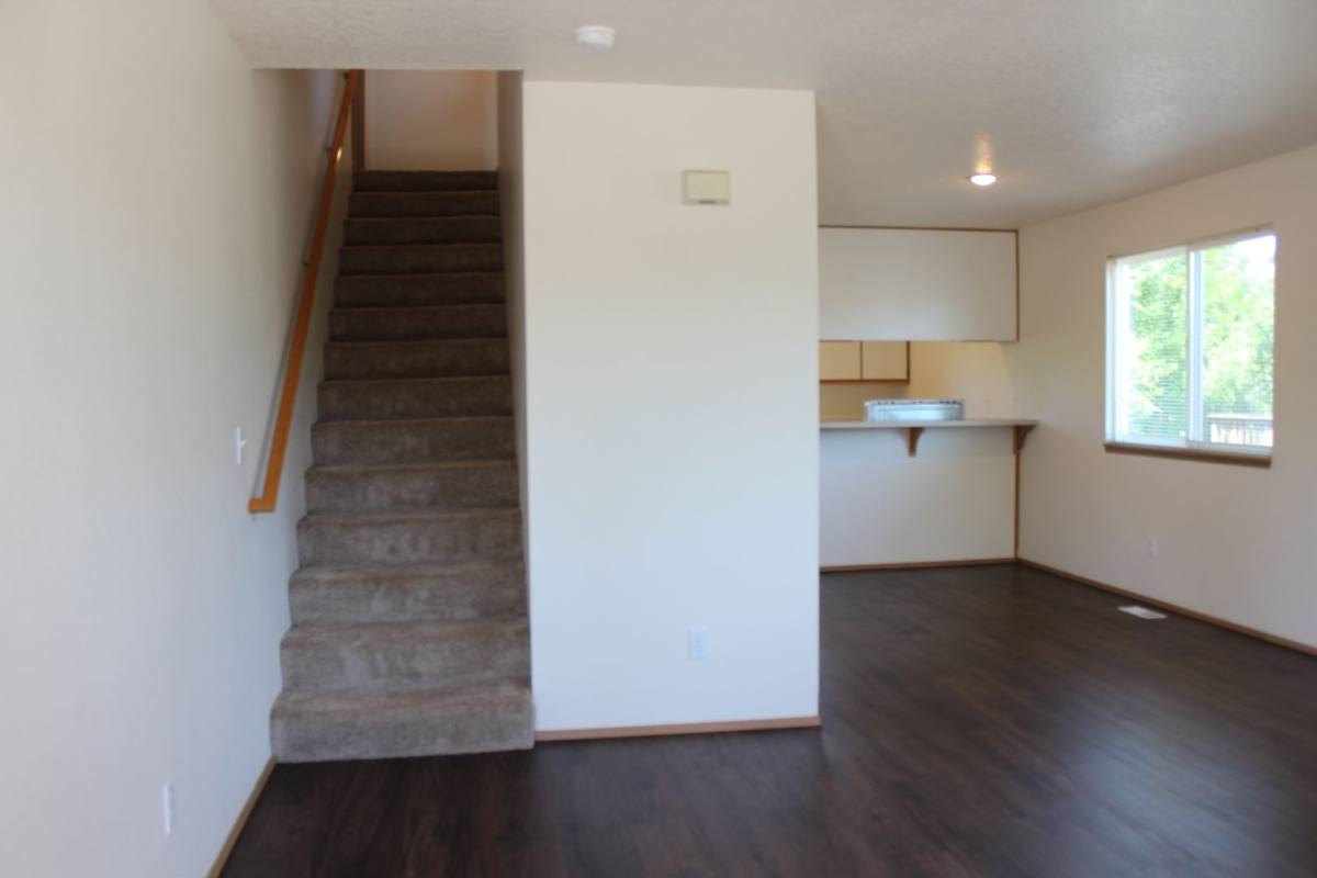 House for rent at 52613 NW 4th St, Scappoose, OR 97056