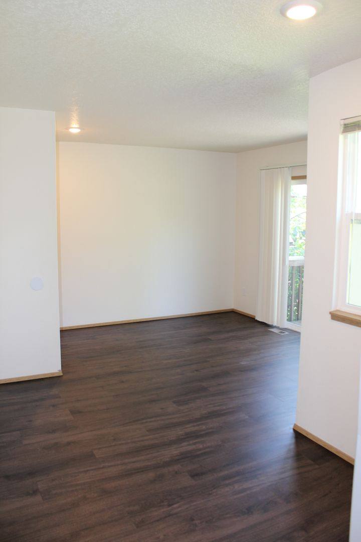 House for rent at 52613 NW 4th St, Scappoose, OR 97056