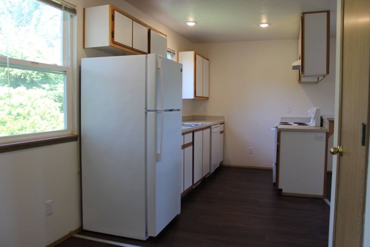 House for rent at 52613 NW 4th St, Scappoose, OR 97056