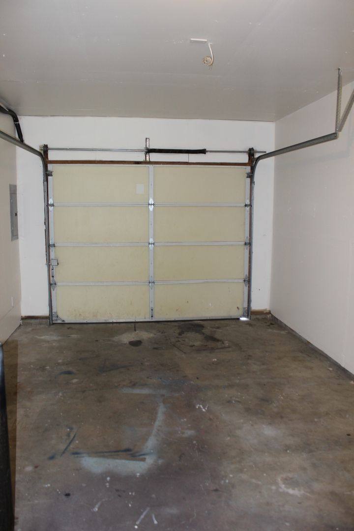 House for rent at 52613 NW 4th St, Scappoose, OR 97056