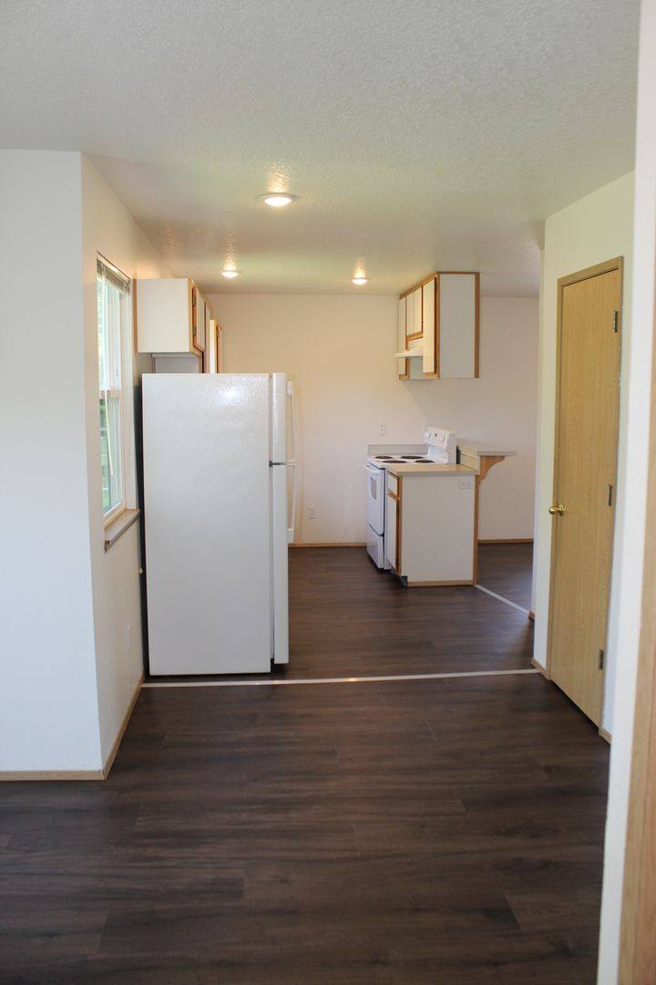 House for rent at 52613 NW 4th St, Scappoose, OR 97056