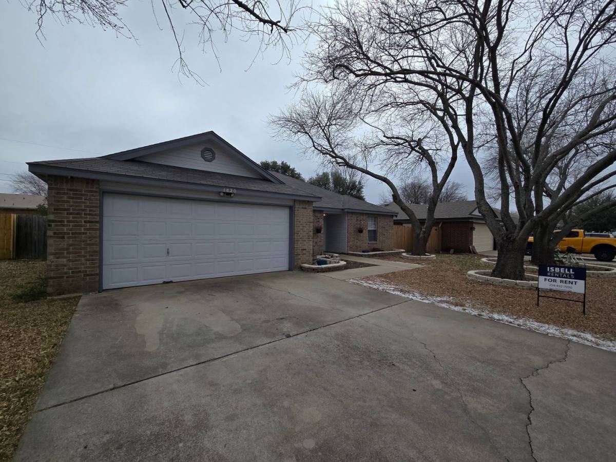 House for rent at 1820 Fleetwood Dr, Killeen, TX 76543