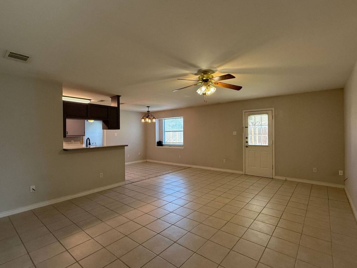 House for rent at 1820 Fleetwood Dr, Killeen, TX 76543
