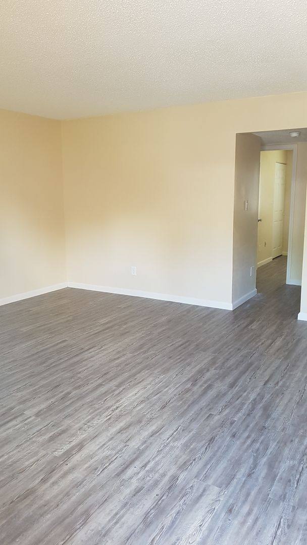 Apartment for rent at 2439 Green River Rd, Henderson, KY 42420