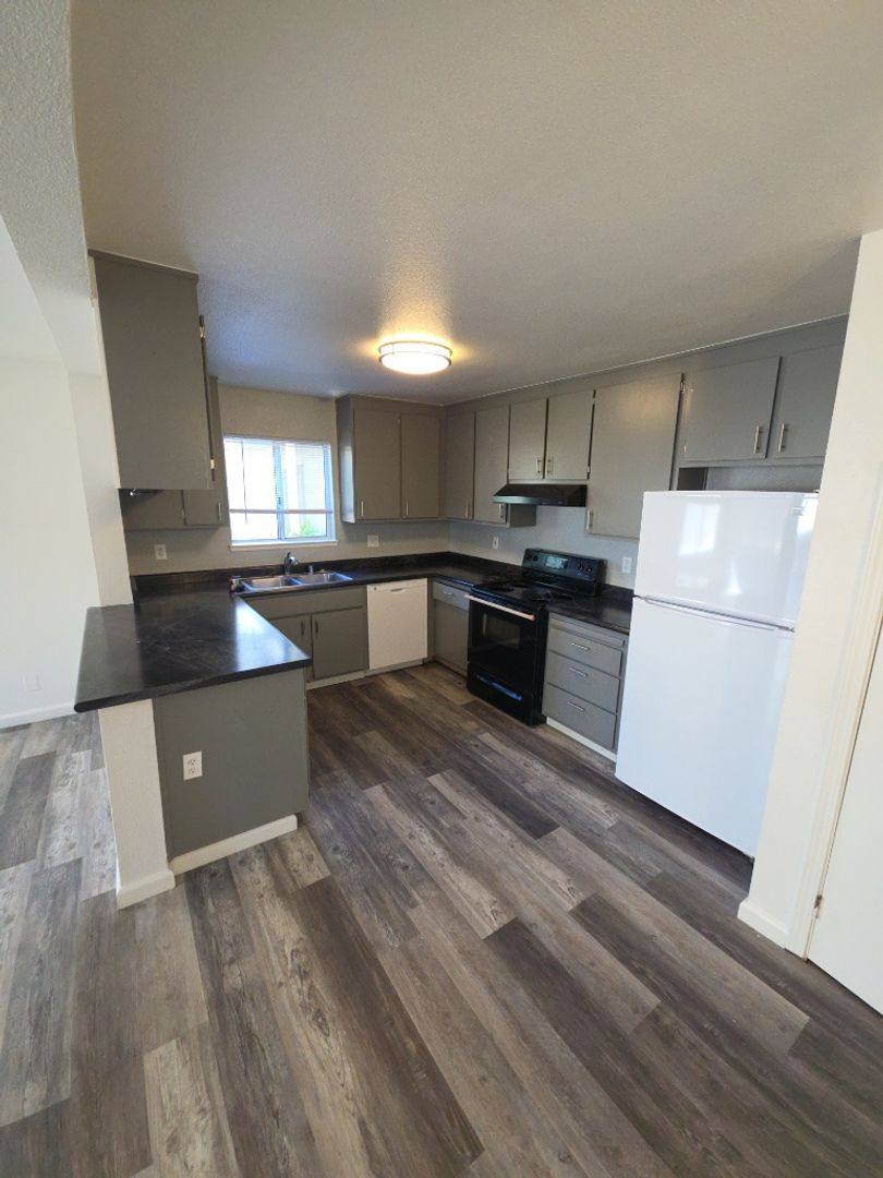 Apartment for rent at 6687 Blue Heron Dr, Upper Lake, CA 95485