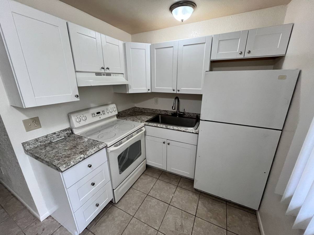 Apartment for rent at 3052 N Alvernon Way, Tucson, AZ 85712