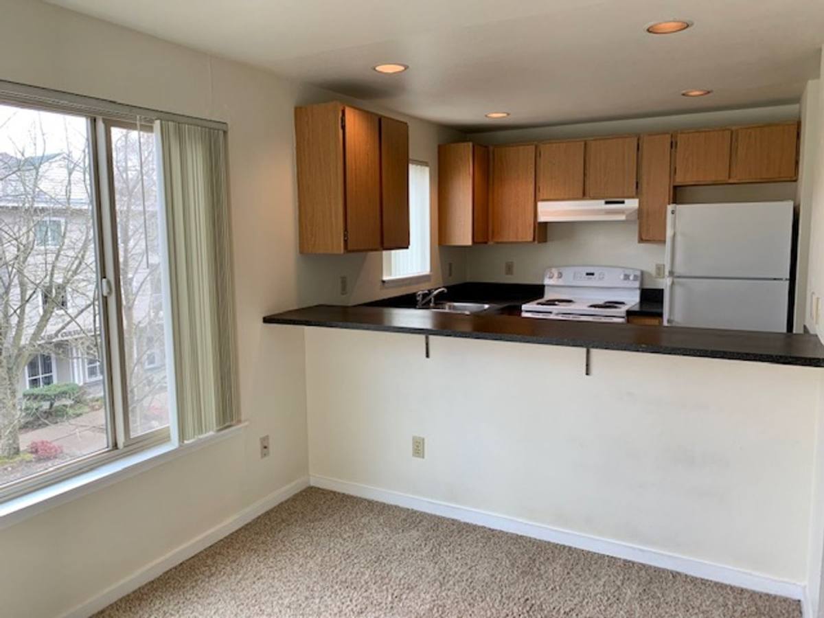 Apartment for rent at 1723 18th Ave, Seattle, WA 98122