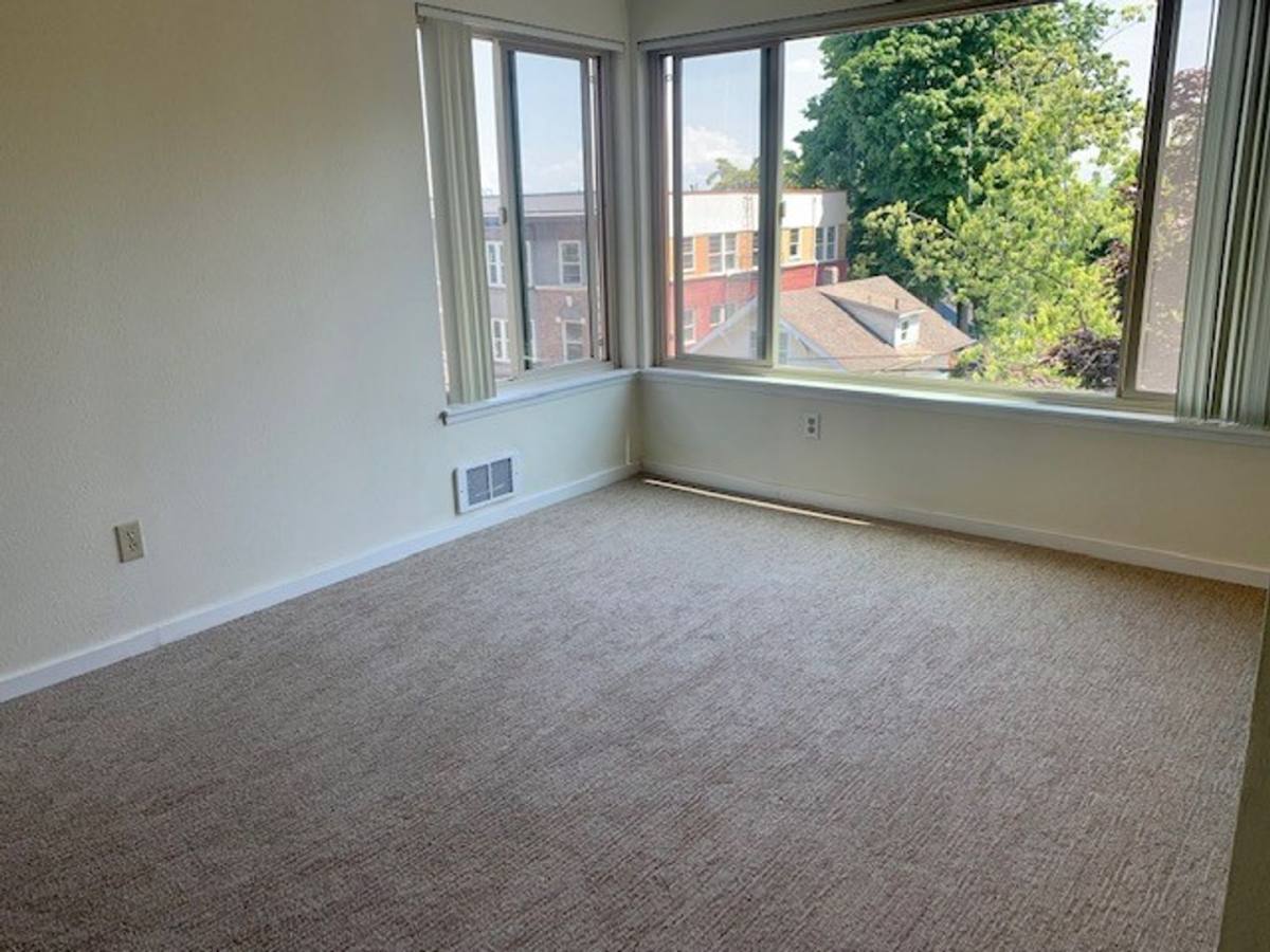 Apartment for rent at 1723 18th Ave, Seattle, WA 98122