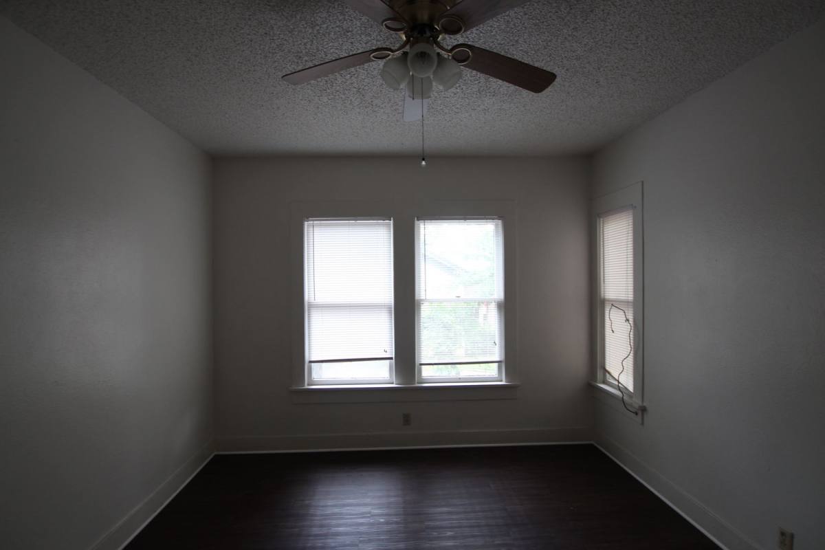 Apartment for rent at 808 S Robertson Ave, Tyler, TX 75701