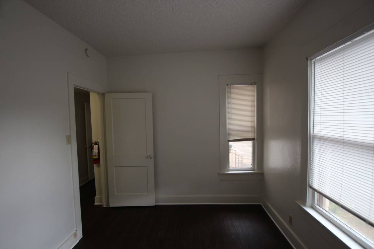 Apartment for rent at 808 S Robertson Ave, Tyler, TX 75701