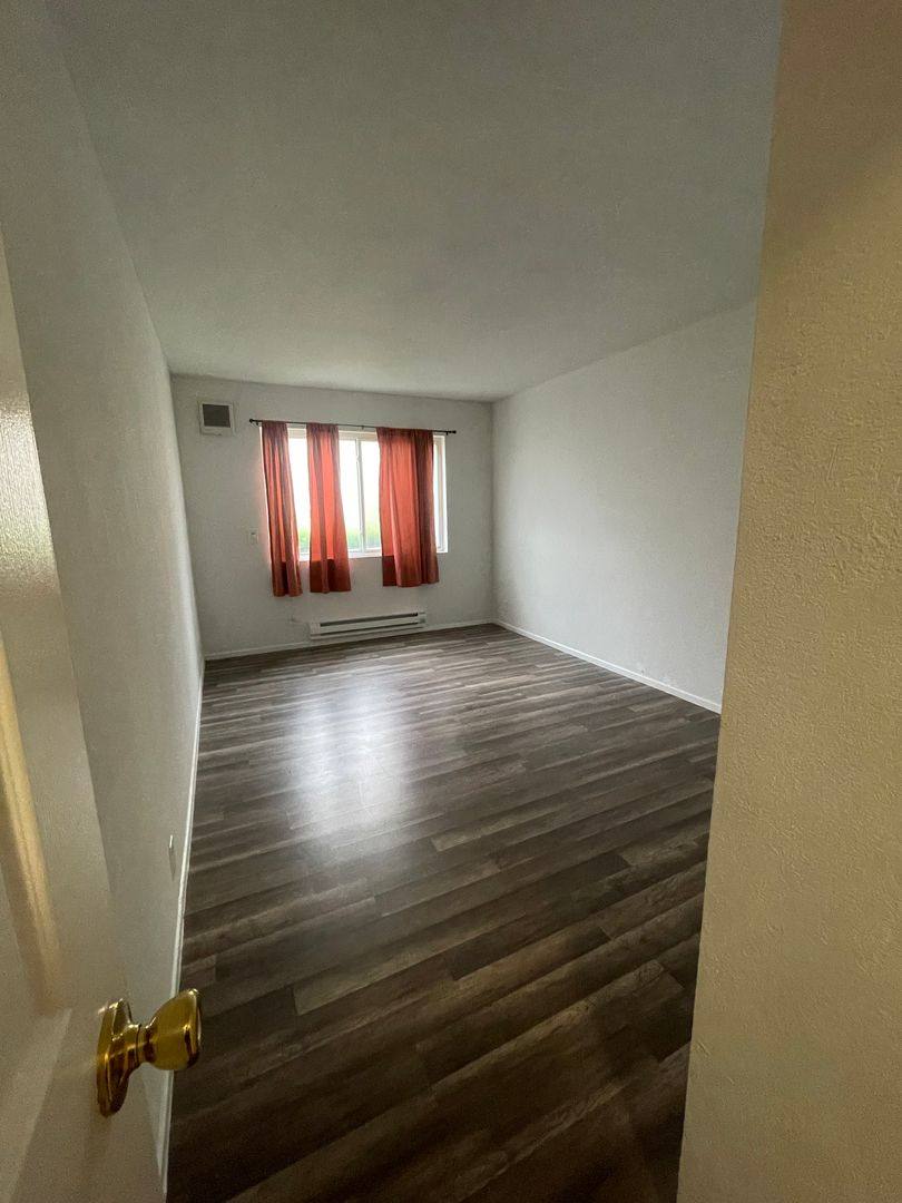 Apartment for rent at 721 - 723 Menker Ave, San Jose, CA 95128