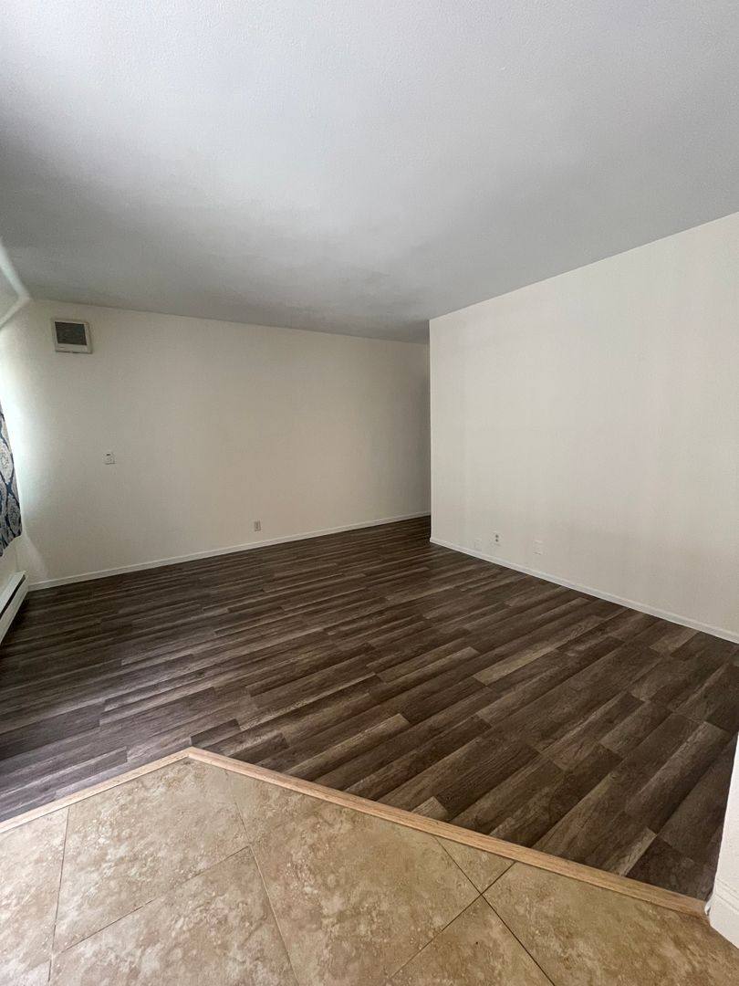 Apartment for rent at 721 - 723 Menker Ave, San Jose, CA 95128