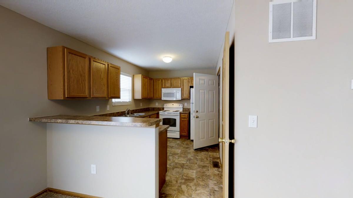Condo for rent at 215 Prairecreek Way, Columbus, OH 43213
