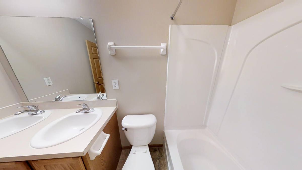 Condo for rent at 215 Prairecreek Way, Columbus, OH 43213