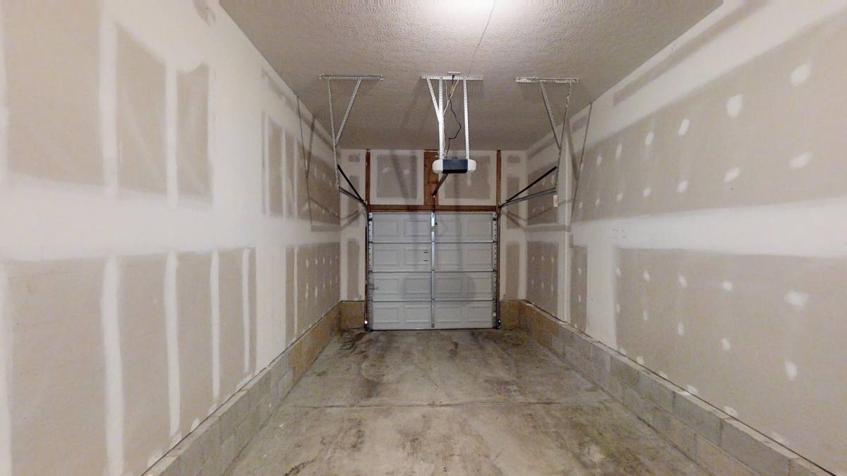 Condo for rent at 215 Prairecreek Way, Columbus, OH 43213