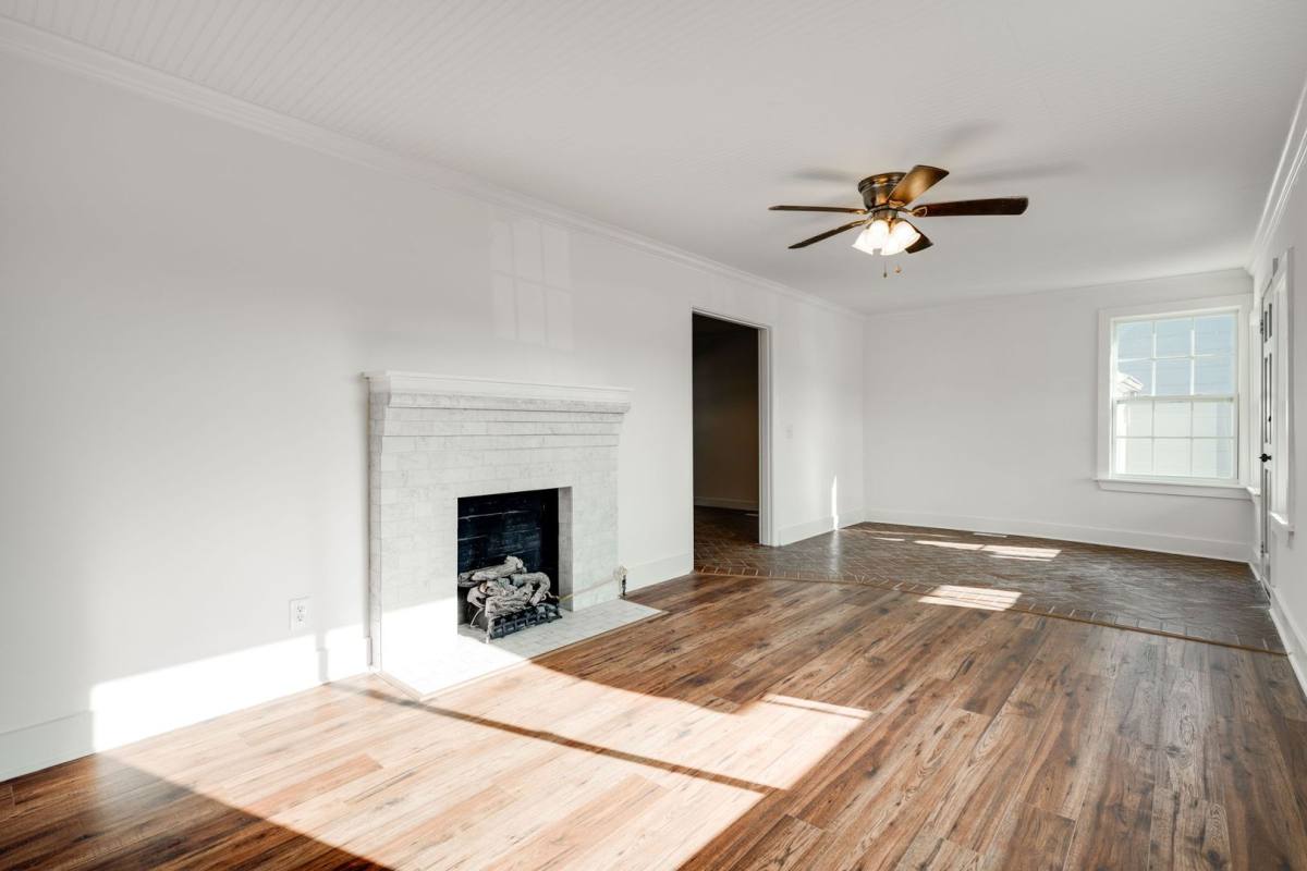 House for rent at 1511 Springvale Rd, Chattanooga, TN 37412