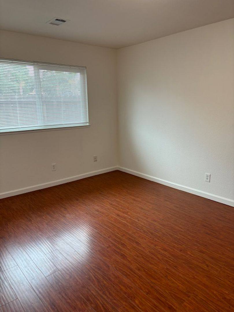 House for rent at 15 E Mount Diablo #D, Tracy, CA 95376