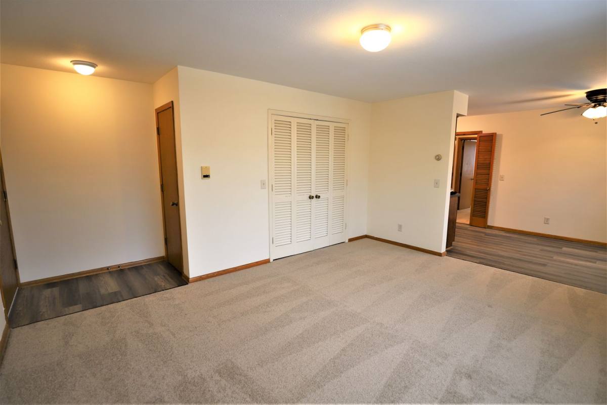 Apartment for rent at 6520 Oliver Ave S, Minneapolis, MN 55423
