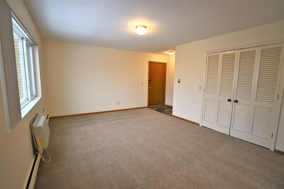 Apartment for rent at 6520 Oliver Ave S, Minneapolis, MN 55423
