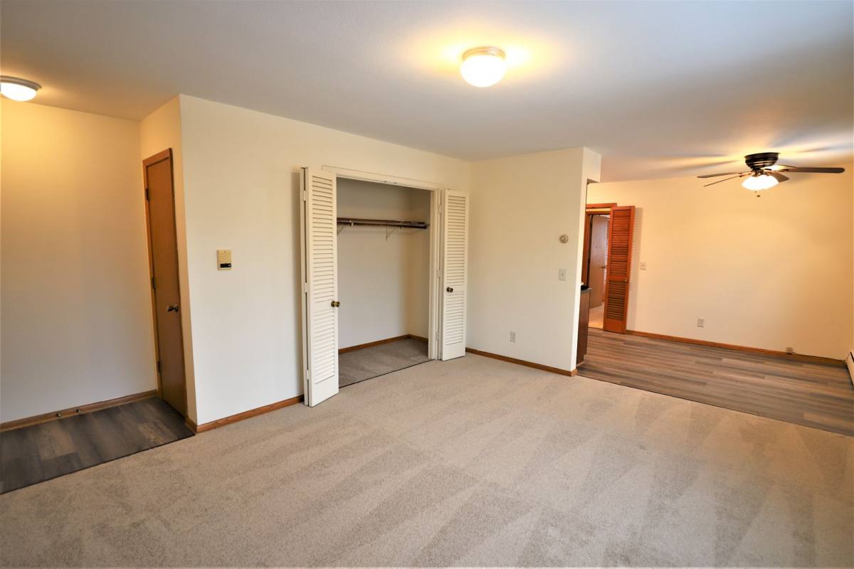 Apartment for rent at 6520 Oliver Ave S, Minneapolis, MN 55423