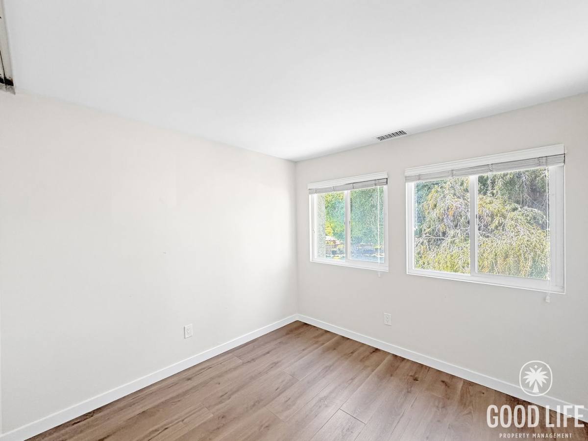 Townhouse for rent at 5071 La Cuenta Dr, San Diego, CA 92124
