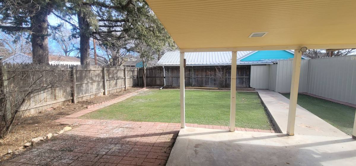 Apartment for rent at 2709 S Van Buren, Amarillo, TX 79109