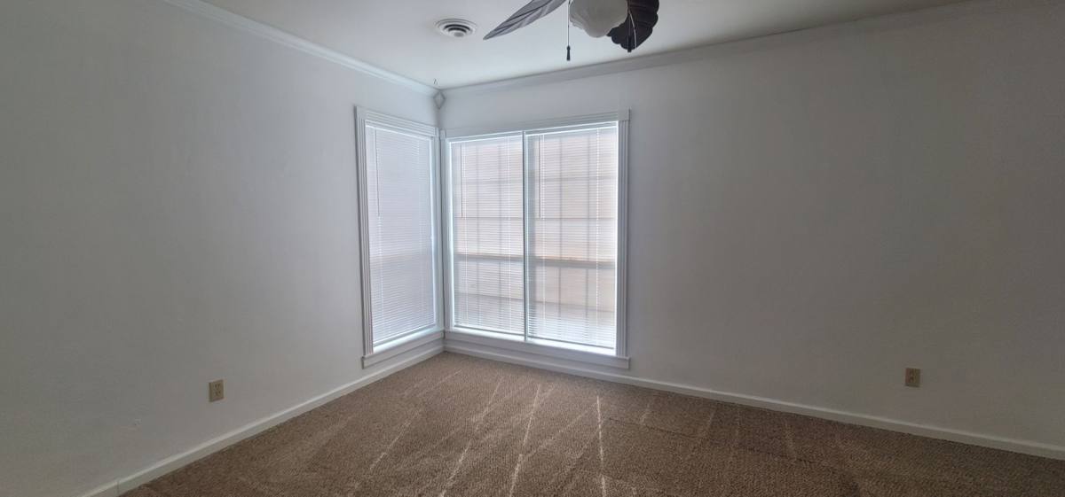 Apartment for rent at 2709 S Van Buren, Amarillo, TX 79109