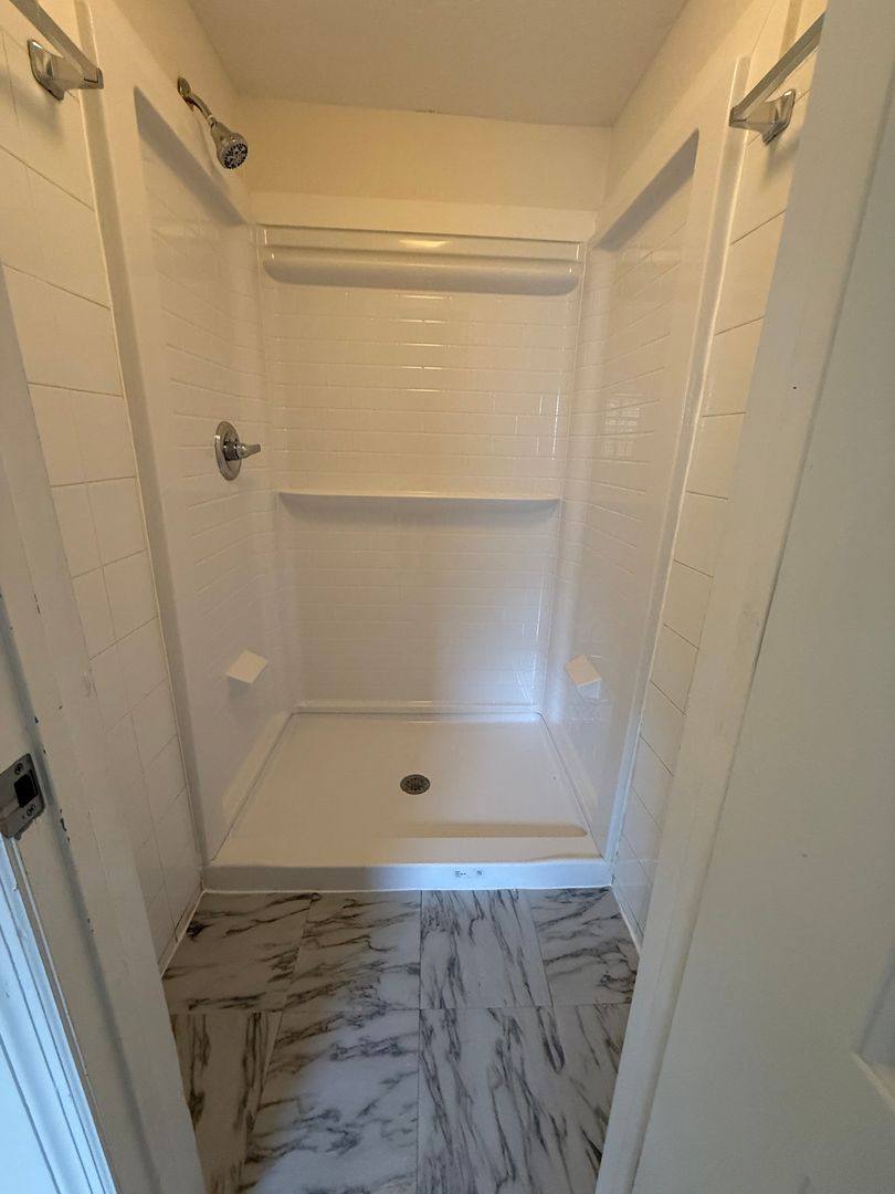 Apartment for rent at 3318 W Walnut St, Tampa, FL 33607