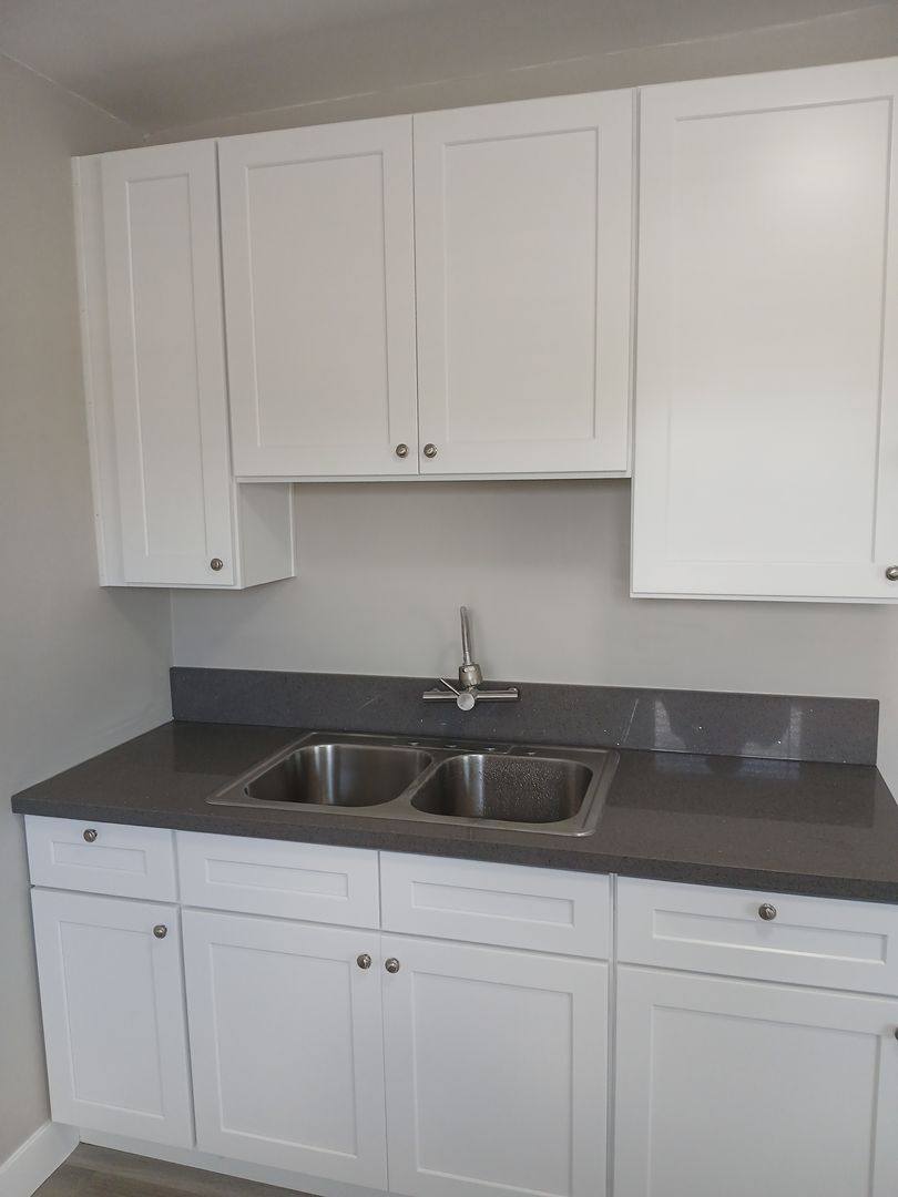 Apartment for rent at 3220 Santa Fe Ave, Long Beach, CA 90810
