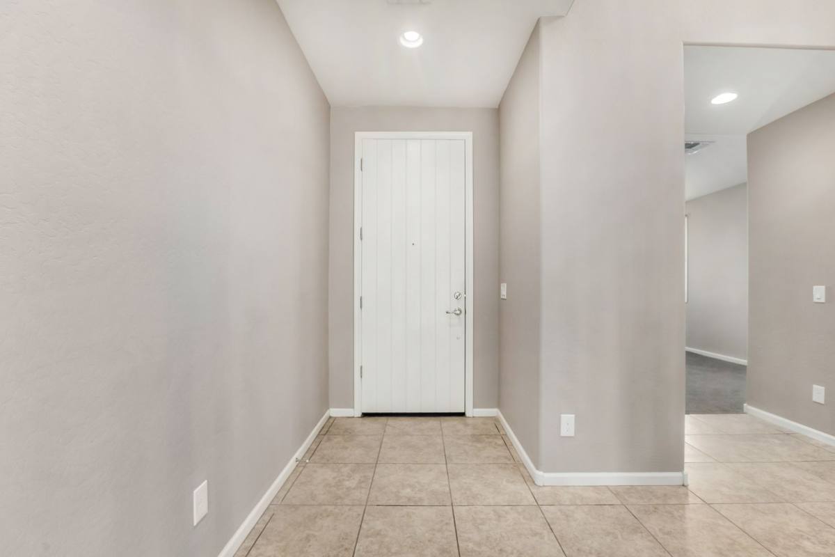 House for rent at 1527 W Windhaven Ave, Gilbert, AZ 85233