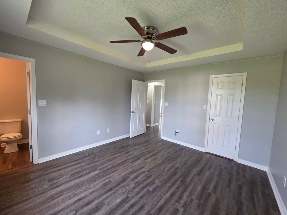 House for rent at 704 Carbondale Dr, Oak Grove, KY 42262