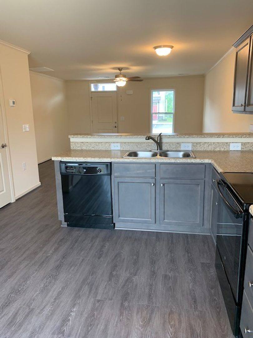 Townhouse for rent at 428 Sullivan Loop Rd, Midway Park, NC 28544