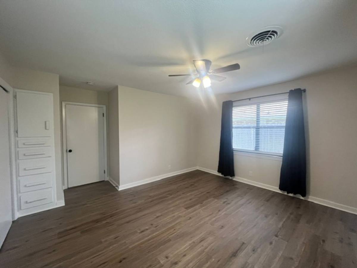 House for rent at 375 Sherwood Forest Blvd, Baton Rouge, LA 70815