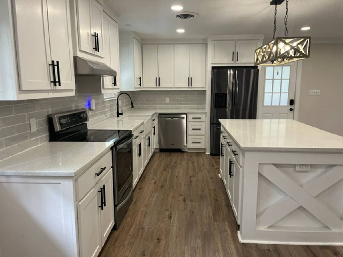 House for rent at 375 Sherwood Forest Blvd, Baton Rouge, LA 70815