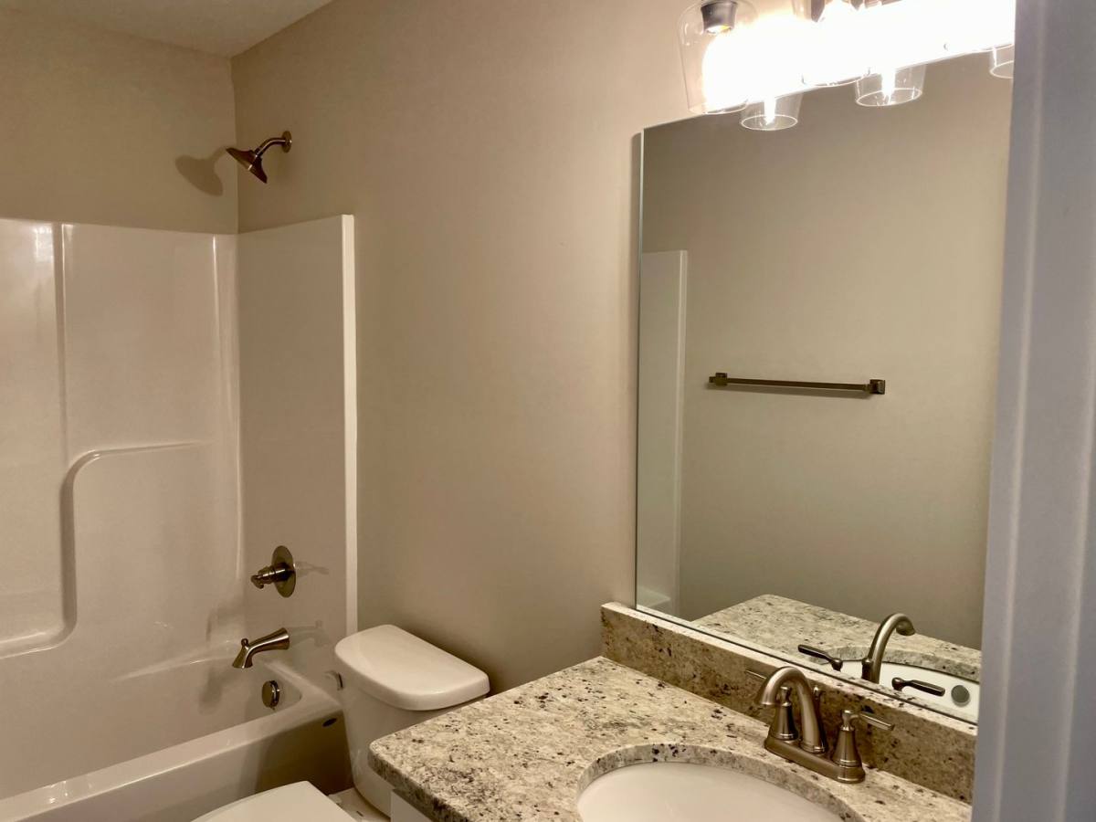 Townhouse for rent at 126 Sunburst Villa Dr, Evington, VA 24550
