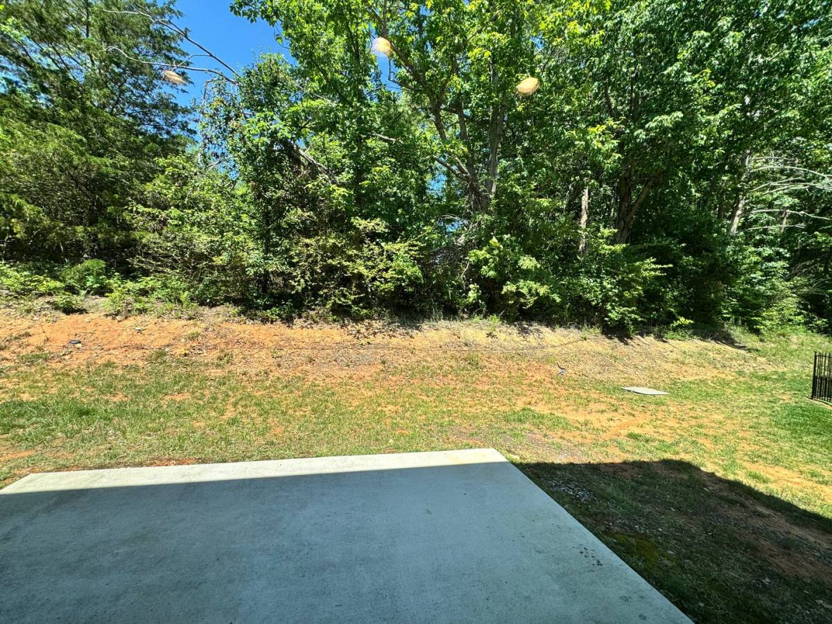 Townhouse for rent at 126 Sunburst Villa Dr, Evington, VA 24550
