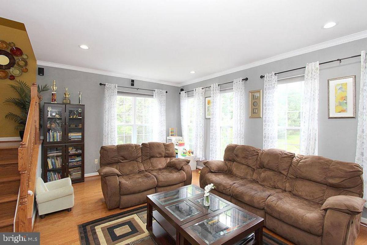 Townhouse for rent at 44269 Cornish Lane, Ashburn, VA 20147