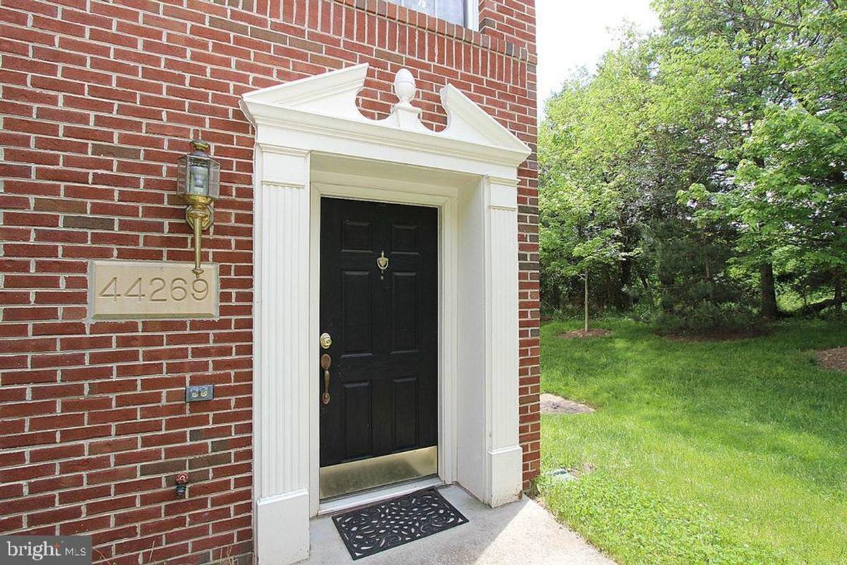 Townhouse for rent at 44269 Cornish Lane, Ashburn, VA 20147