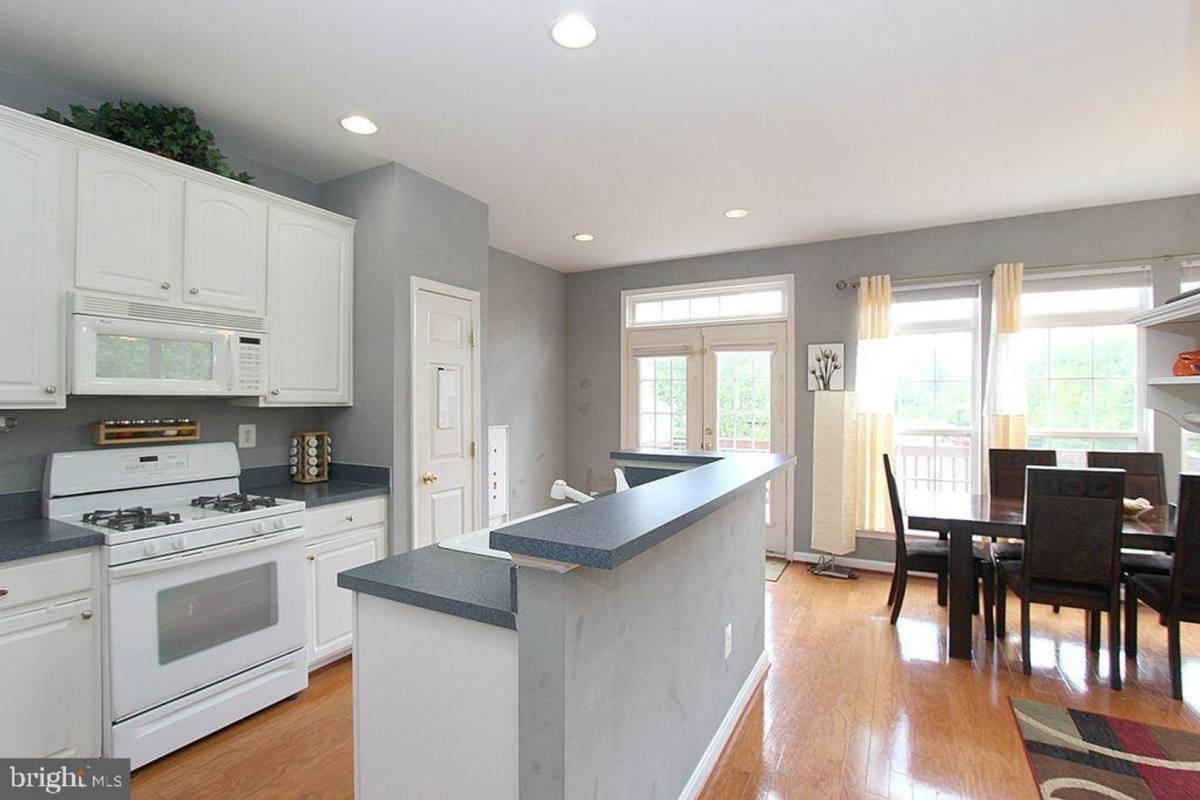 Townhouse for rent at 44269 Cornish Lane, Ashburn, VA 20147