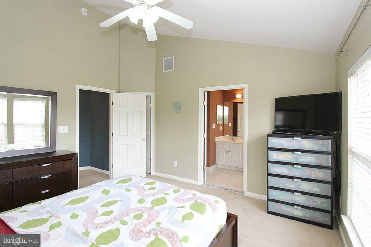 Townhouse for rent at 44269 Cornish Lane, Ashburn, VA 20147