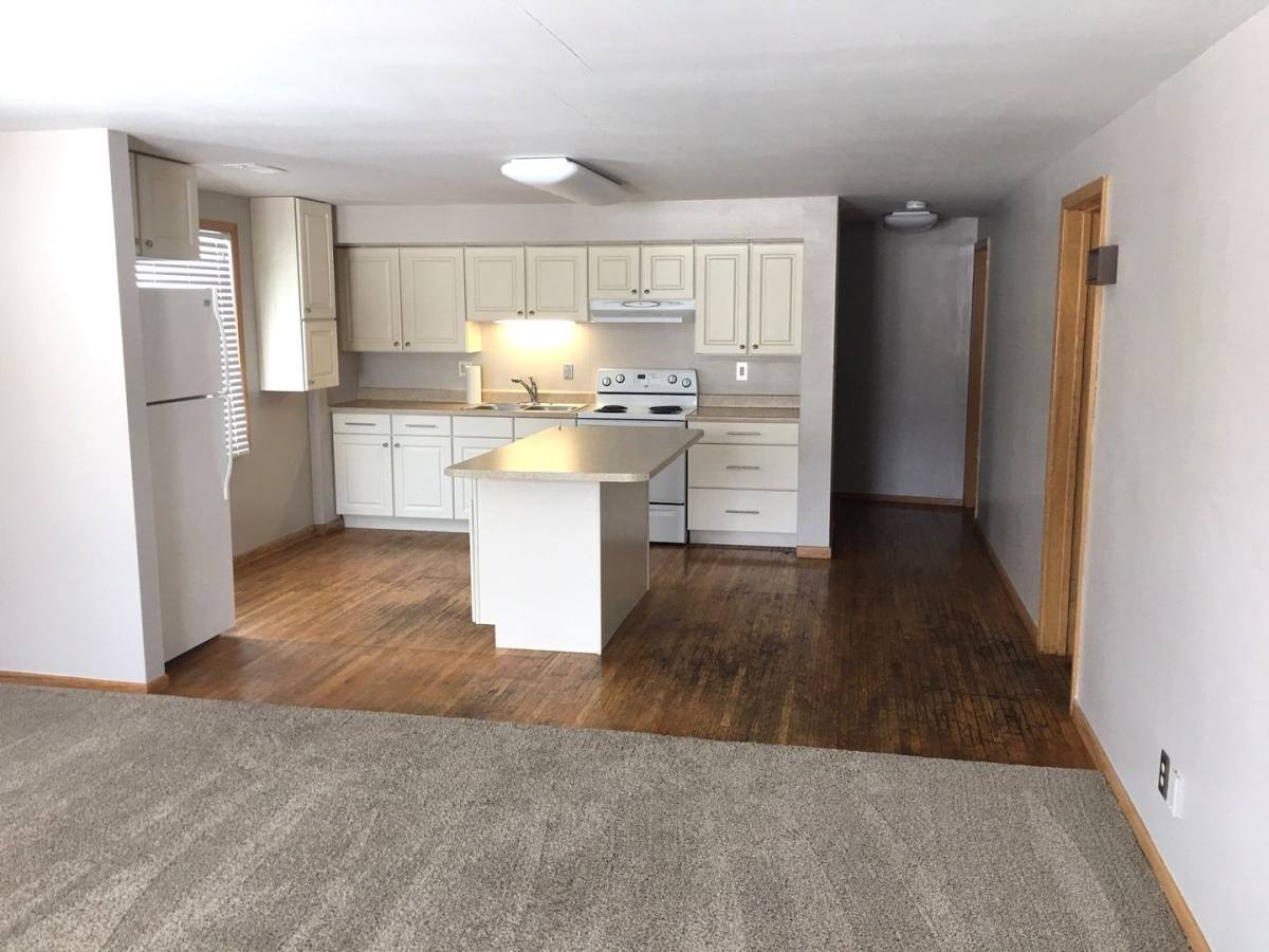 Apartment for rent at 6th Ave NW, Watertown, SD 57201