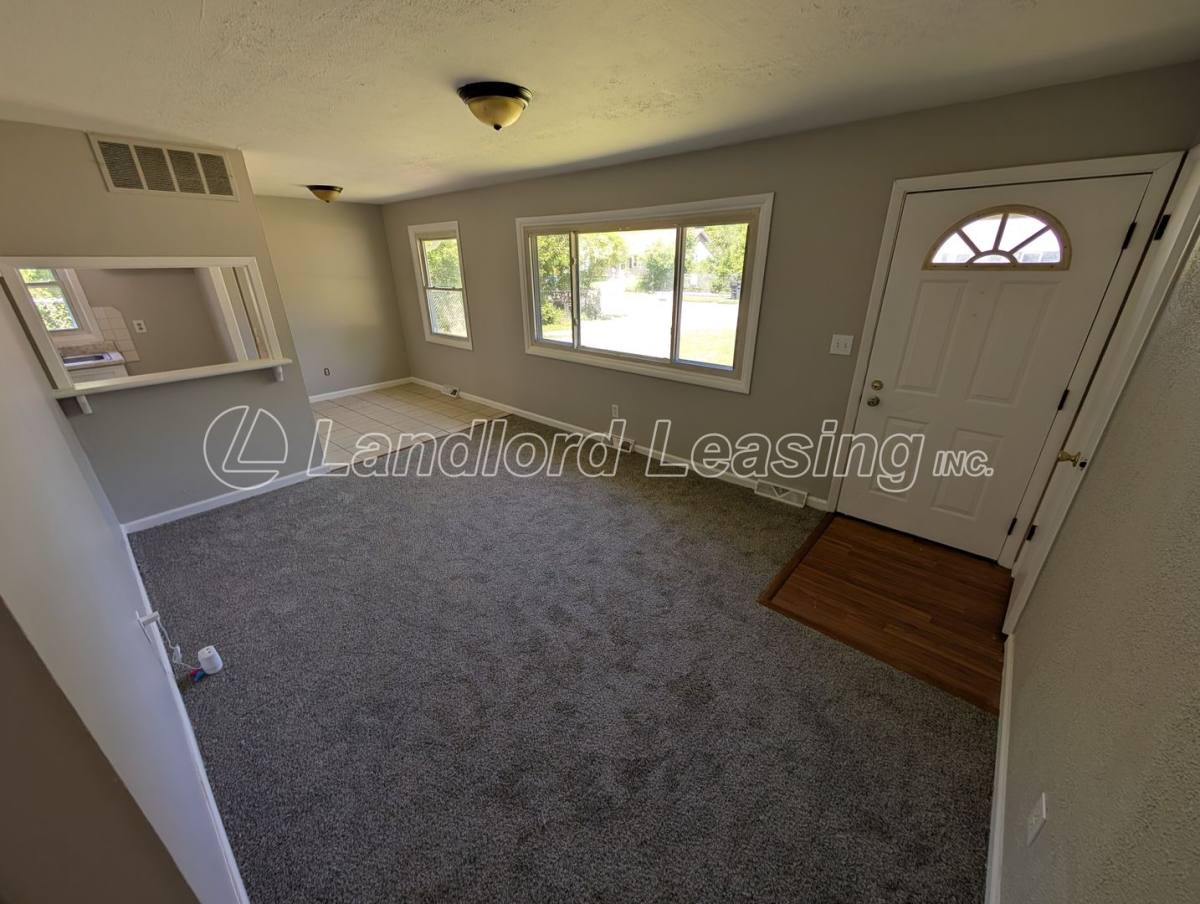 House for rent at 4252 Belle Ave, Sheffield Lake, OH 44054